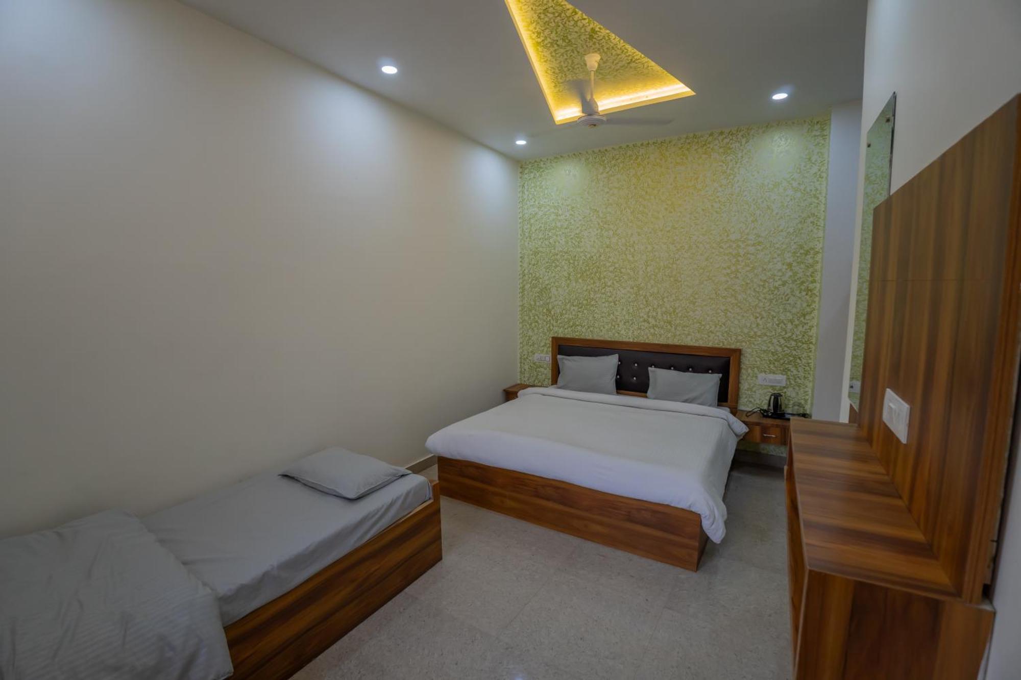 Big Brother Hostel Hotel Agra  Rum bild